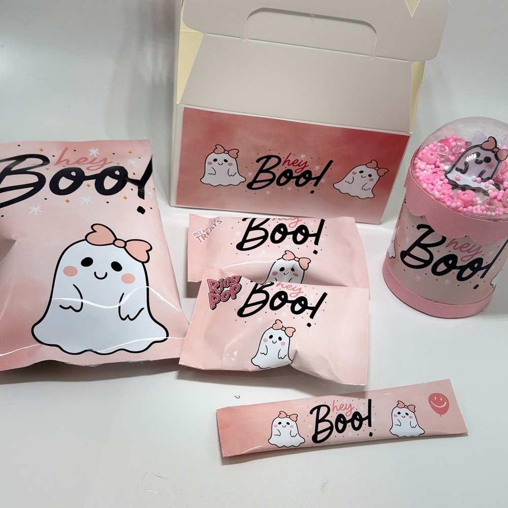 Hey Boo! Pink Ghost Gift Set